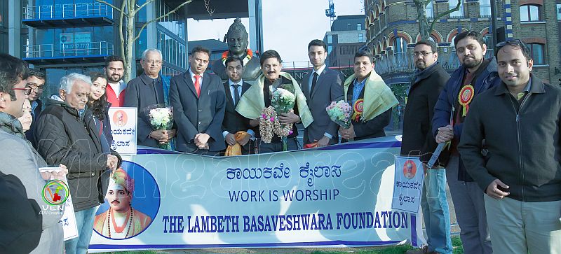 Sandalwood star Ramesh Aravind pays tribute to Basaveshwara statue in London
