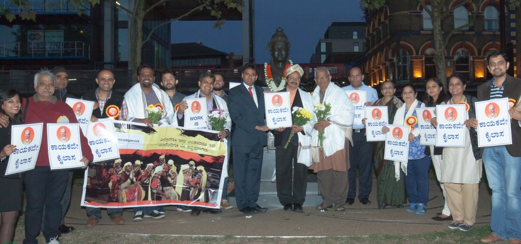 Nagathihalli Chandrashekar honoured in front of Basaveshwara statue in London